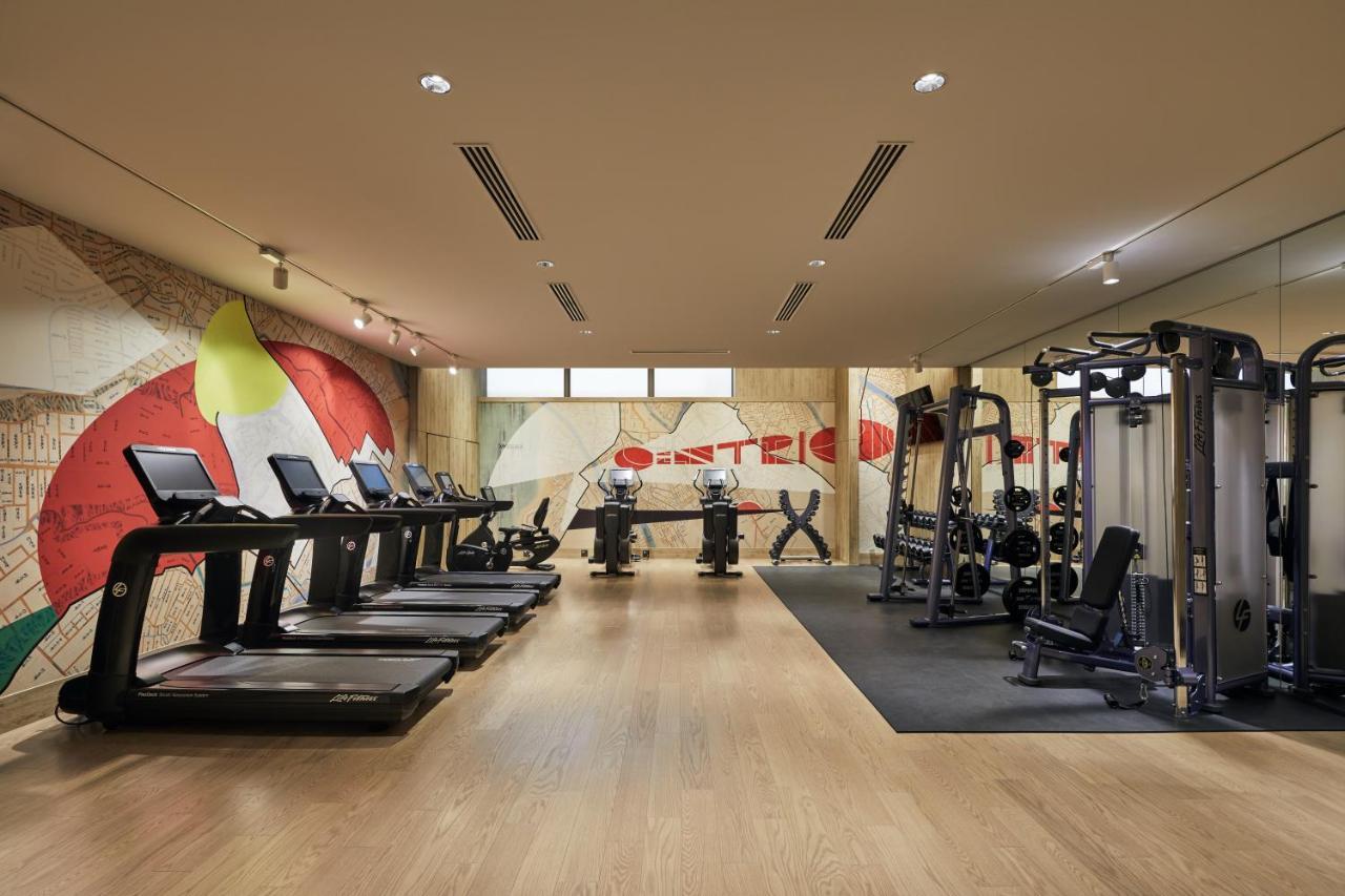 Hyatt Centric Kanazawa Exterior foto The gym at the hotel