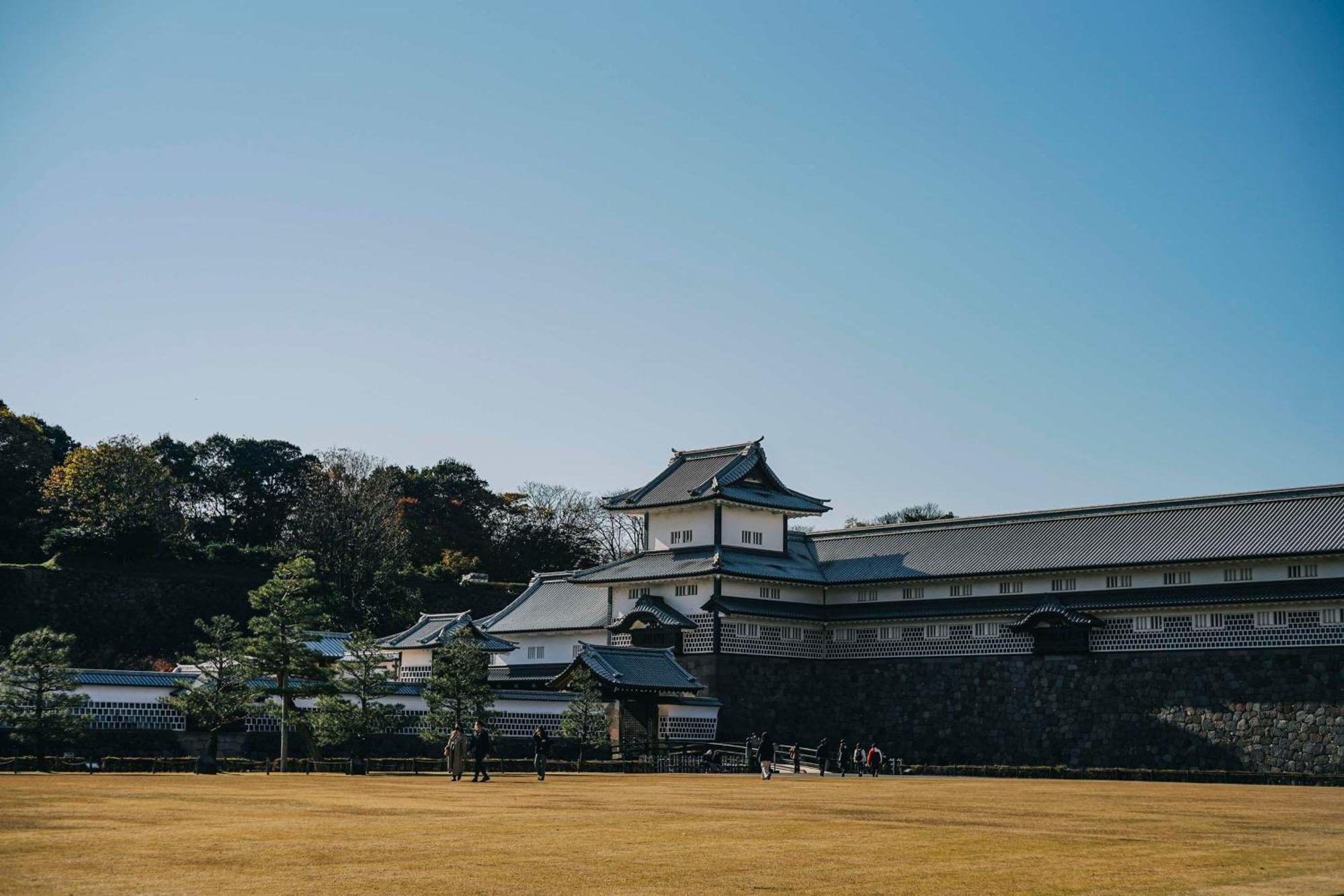 Hyatt Centric Kanazawa Exterior foto The Honmaru Palace